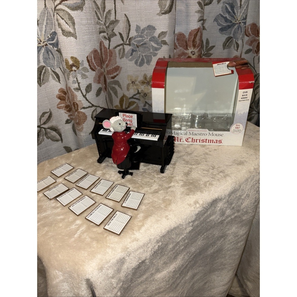 Vtg 2004 Mr Christmas Magical Maestro Mouse Musical Piano 12 Classic Songs